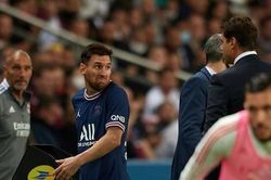 HLV Pochettino nói gì về quyết định thay người khiến Messi giận dỗi?