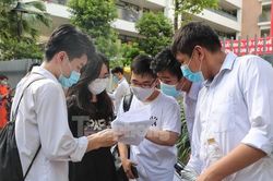 Những kỳ thi đánh giá năng lực 'lỗi hẹn' vì COVID-19
