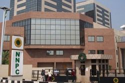 Nigeria tư nhân hóa Tập đoàn dầu khí quốc gia