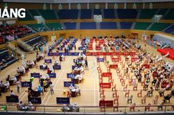 Tiếp tục tiêm vắc-xin phòng Covid-19 cho 100.000 người