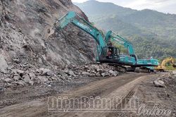 Khắc phục hậu quả thiên tai trên các tuyến giao thông