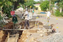 Gần 5 tỉ đồng tôn tạo, sửa chữa đường tỉnh ĐT.575B