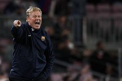 Barcelona 1-1 Granada: Barcelona suýt thua sân nhà, Koeman có nguy cơ mất việc