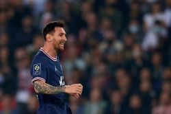 PSG xác nhận Messi chấn thương, fan thất vọng toàn tập