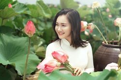 Diễn viên Kim Thoa mách bí quyết giữ tinh thần tích cực, lạc quan cho khán giả trong mùa dịch