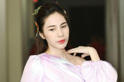 Bị 'tố' ăn chặn tiền từ thiện, vợ chồng Thủy Tiên khởi kiện