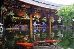 Hà Tĩnh cho phép quán ăn vỉa hè, phòng gym hoạt động