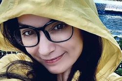 Facebook Phi Nhung đề nghị không đưa tin sai lệch về sức khỏe ca sĩ