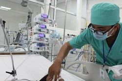 Nhiều trẻ nguy kịch vì căn bệnh 'khủng khiếp' có triệu chứng chỉ là mấy nốt mụn nhọt
