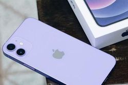 iPhone 12 giảm giá sâu, dọn đường cho iPhone 13 sắp lên kệ tại Việt Nam