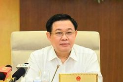 Chủ tịch Quốc hội: Điều kiện khó khăn, không tiết kiệm rất có lỗi với dân