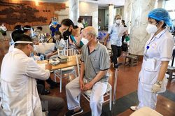 Trưa 22/9: Thành phố Hà Nội thêm 5 ca bệnh, có 1 ca ngoài cộng đồng