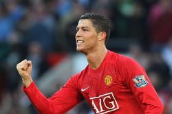 Ronaldo, sự khởi đầu như mơ tại MU