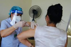 Hà Nội đã thành công khi không để dịch bùng phát