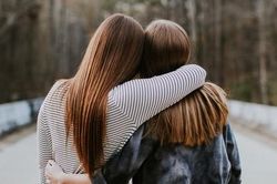 Tưởng giống nhau nhưng khi chuyển lời xin lỗi thành câu cảm ơn lại có tác dụng thần kỳ