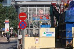 Hà Nội lý giải việc nhà thầu dừng thi công ga ngầm S12 tuyến Metro Nhổn - ga Hà Nội