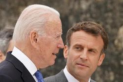 Tổng thống Mỹ-Pháp điện đàm về liên minh AUKUS, Paris cho phép đại sứ trở lại Washington