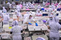 Fitch Ratings hạ dự báo tăng trưởng của kinh tế Trung Quốc
