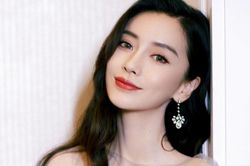 Angelababy bị dân mạng mỉa mai đóng dở mà chảnh khi tuyên bố: 'Ít có kịch bản nào khiến tôi xúc động'