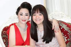Bà chủ Đại Nam bất ngờ viết tâm thư gửi con gái, tiết lộ sẽ tặng tất cả nữ trang đang có cho con