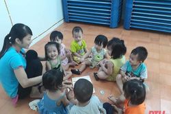 Gửi con ở điểm trông trẻ tự phát mùa dịch bệnh
