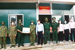Tư lệnh Bộ đội Biên phòng kiểm tra công tác phòng, chống dịch COVID – 19 tại Lạng SơnTin khácThông tin về đầu mối liên lạc, ứng trực 24/24 giờ hỗ trợ công dân nước ngoài của Sở Ngoại vụ tỉnh Lạng SơnThư kêu gọi vận động ủng hộ công tác phòng, chống dịch C
