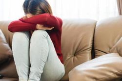 Mệt mỏi vì chồng quá khắt khe