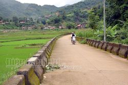 Bản Hột không chỉ cần an cư