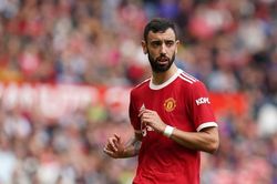 Bruno Fernandes đá hỏng phạt đền, Man Utd thua 2 trận sân nhà liên tiếp