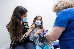 Trẻ em có nên tiêm vaccine ngừa COVID-19?