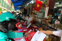 Tám hiệp hội kiến nghị cụ thể hóa quy định 'sống chung với COVID-19'