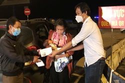 Đón 120 công dân về Nghệ An tránh dịch