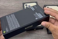 Miếng dán niêm phong iPhone 13 series giả đã xuất hiện ở Trung Quốc