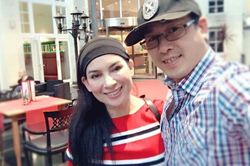 Em trai Phi Nhung: 'Cuộc đời chị đã vất vả lắm rồi... Em không tin đây là sự thật'