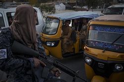 Cuộc sống thường nhật ở Kabul sau 6 tuần Taliban kiểm soát Thủ đô