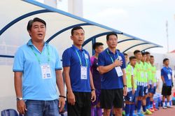 HLV Trần Minh Chiến dẫn dắt CLB TP.HCM