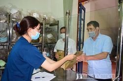 Chăm sóc tốt sức khỏe người cao tuổi