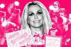 Cha ruột bị đình chỉ vai trò người bảo hộ tài sản, ngày tự do của Britney Spears cận kề?