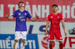 SLNA theo đuổi tiền đạo của CLB Hà Nội