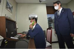 Chủ tịch Kim Jong-un sẵn sàng khôi phục đường dây liên Triều từ tháng 10