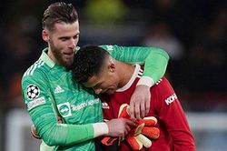 Solskjaer hết lời cảm ơn người hùng De Gea