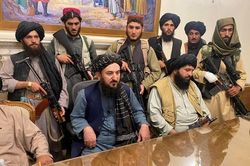Taliban - 'quái vật' phản chủ mà người Mỹ tạo ra