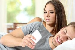Điên cuồng kiểm soát nửa kia