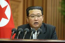 Ông Kim Jong-un đề nghị khôi phục đường dây nóng liên Triều