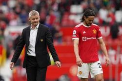Real Madrid bất ngờ kéo Cavani rời MU