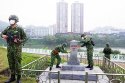 Vững vàng 'phên dậu' biên cương
