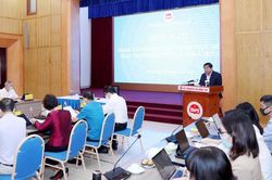 Tập trung phục hồi kinh tế từ năng lực nội tại