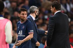 Lionel Messi ở Paris