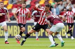 Soi kèo nhà cái West Ham vs Brentford. Nhận định, dự đoán bóng đá Anh (20h00, 3/10)