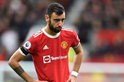 Bóng đá hôm nay 3/10: Bruno thất vọng vì MU. Klopp mỉa mai người không tiêm vắc-xin